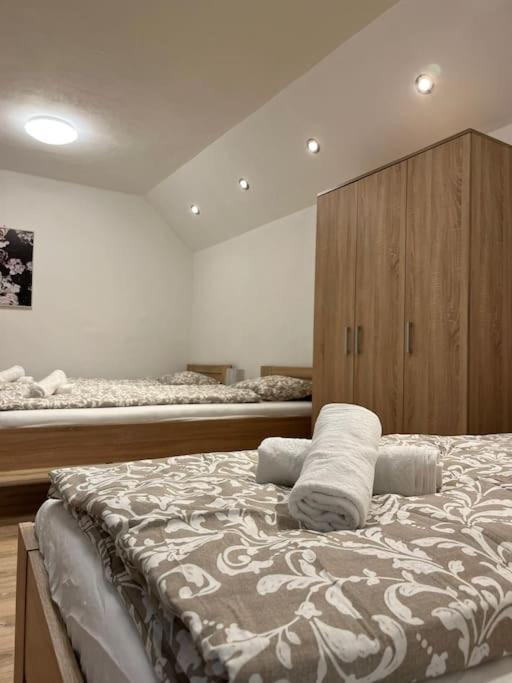 Apartamento Bada Bing Plaza Bratislava Exterior foto