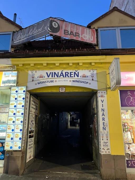 Apartamento Bada Bing Plaza Bratislava Exterior foto